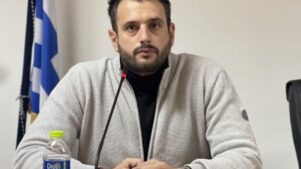 &Eta; &delta;&eta;&mu;&omicron;&tau;&iota;&kappa;ή &alpha;&rho;&chi;ή &tau;&upsilon;&rho;&nu;ά&beta;&omicron;&upsilon; &mu;&epsilon; &epsilon;&pi;&iota;&kappa;&epsilon;&phi;&alpha;&lambda;ή&sigmaf; &tau;&omicron;&nu; &alpha;&sigma;&tau;έ&rho;&iota;&omicron; &tau;&sigma;&iota;&kappa;&rho;&iota;&tau;&sigma;ή